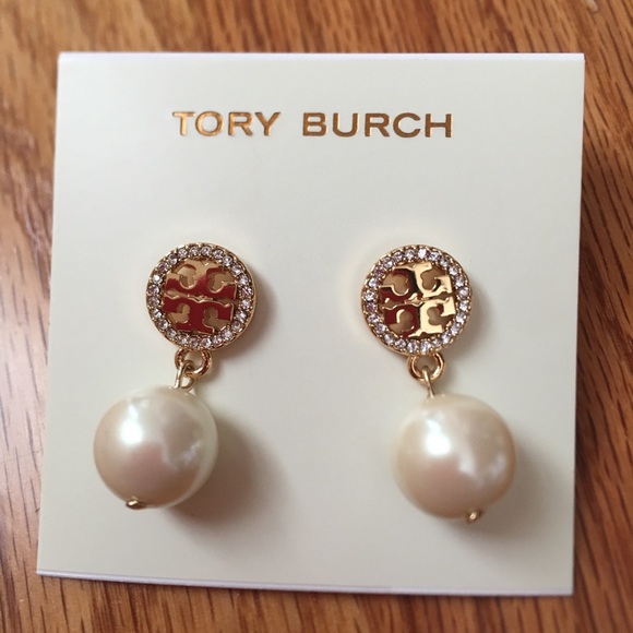 ❌sold❌ Tory burch crystal stud earrings with pearl - Picture 4 of 6